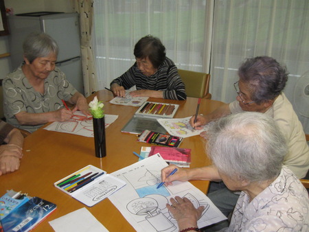 作品作りと8月のカレンダー作り