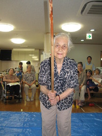 今日のレクはスイカ割りを楽しみました　♪♪