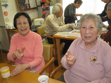 今日のランチは何かな。豚汁のようですが・・・