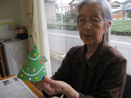 作って遊ぼう！ペーパークラフト・クリスマスツリーを作ろう！