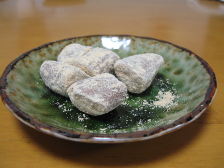げんこつ飴作りを皆さんで行いました。おやつに食べましょう