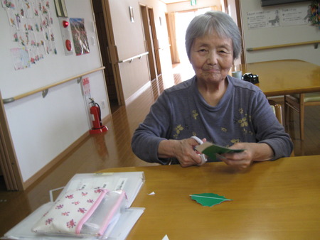 リース作り、広告を利用して作成してみました☆☆