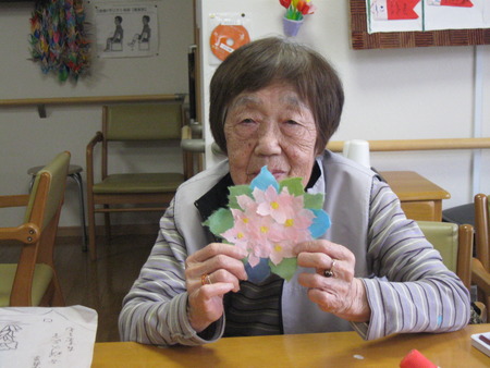 紫陽花のちぎり絵が完成しました