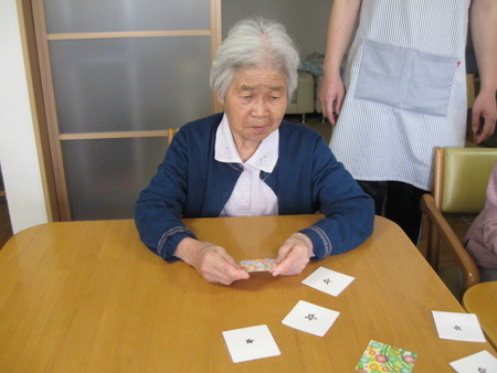 午後のレクは神経スイジャク・同じカードを見つけましょう