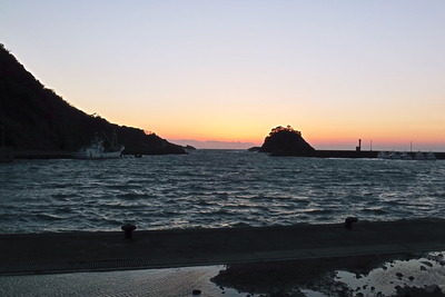 夕陽探して　行ったり来たり！