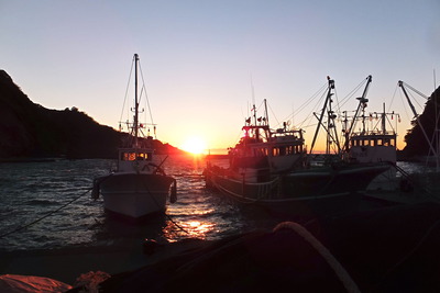 この　船が見える夕陽！
