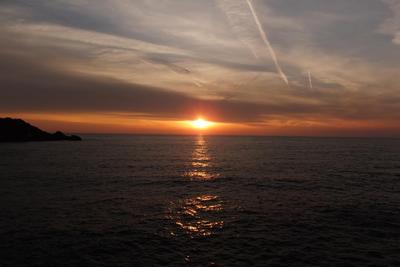 夕陽　沖で―霞んで―！