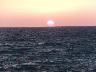 荒れる海　夕陽フォト！