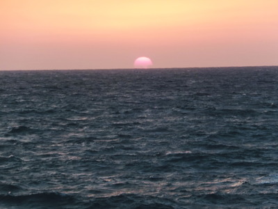荒れる海　夕陽フォト！