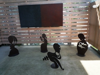 箱根菜の花展示室「望月通陽展」