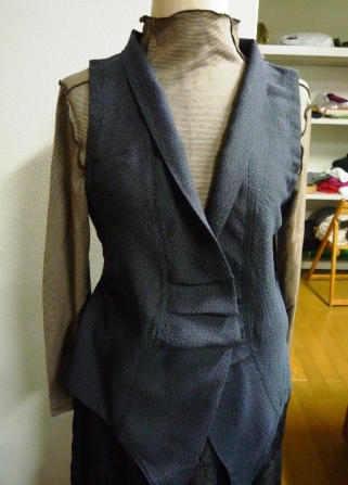 着物地のジレ（ベスト）❤