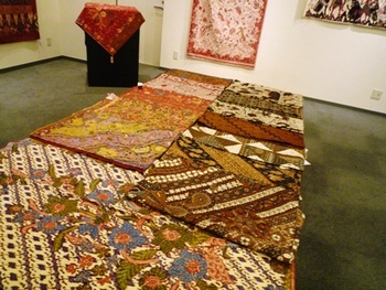 バティック（ジャワ更紗）展