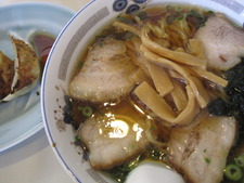 恒例のシクラメン・スミレ＆チューリップ