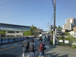 新学期登校風景