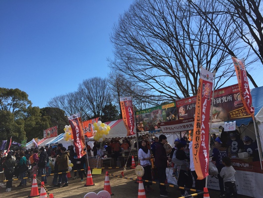 B-1グランプリin富士　大盛況でしたね。富士山も顔を見せ、本当によかったですね。