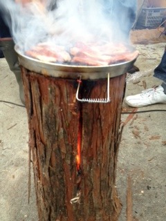 富士ヒノキ丸太焼肉は最高〜新しい富士名産になりそうです
