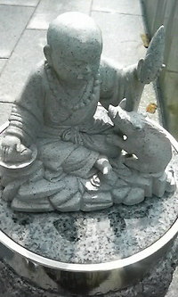 慶昌院で見た石仏