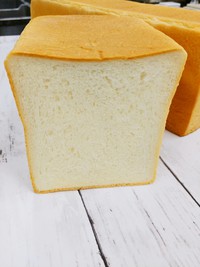 ふわふわの食パン