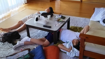 お母さんのいない昼下がり