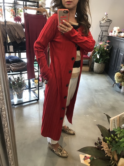 ニットのカーディガン