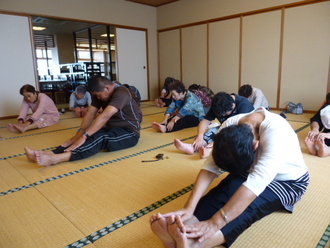 健康寿命をのばすツボ押しストレッチ