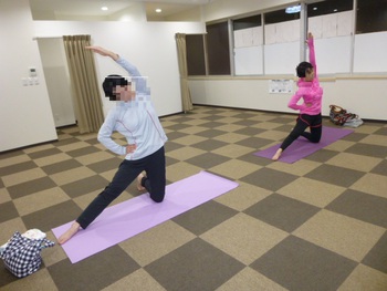 月経異常・坐骨神経痛・イライラ　春の不調はヨガで解消!!