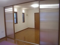 壁それとも引戸？