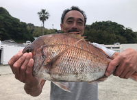 5/19(月)　下田・須崎港　大黒屋丸　真鯛・メダイ・イサギ