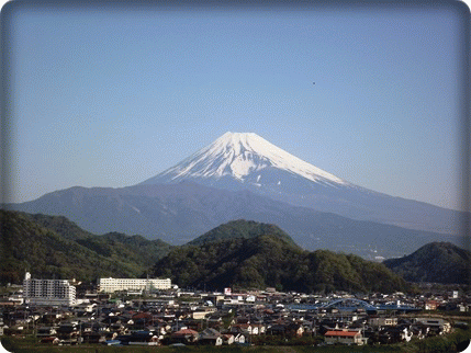 今朝の富士山★雪化粧が取れた