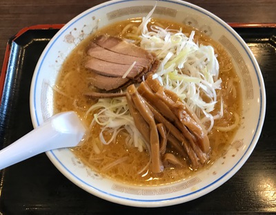 豚平のネギ味噌ラーメン♪