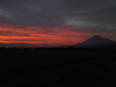 夕暮れ富士山