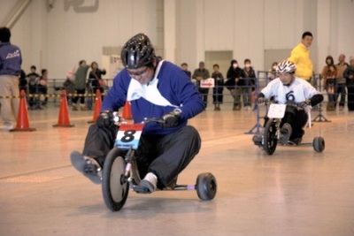 三輪車グランプリ　チーム対抗3776秒耐久レース。