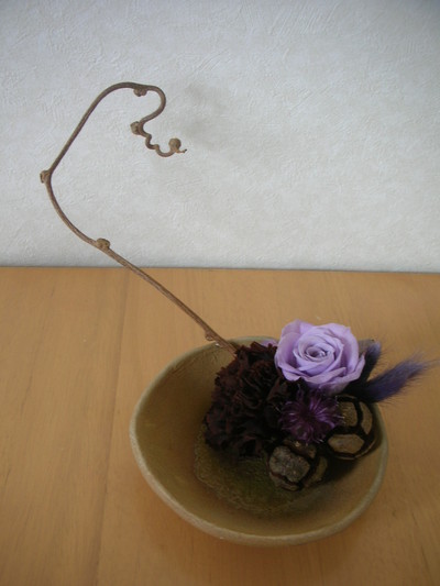 ５９２番　あしたか学園のみなさんが作った器です。