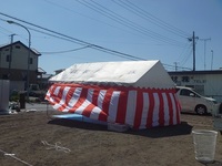 少し派手な地祭りです。