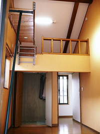 子供部屋の間仕切り工事完了です。