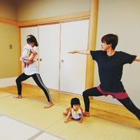 まちなかゼミのおやこヨガ 2019/06/23 14:57:24