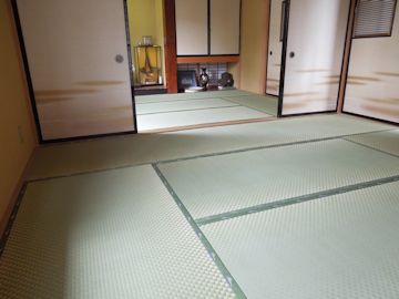 ｗ邸　座敷　表替～富士百彩　春～