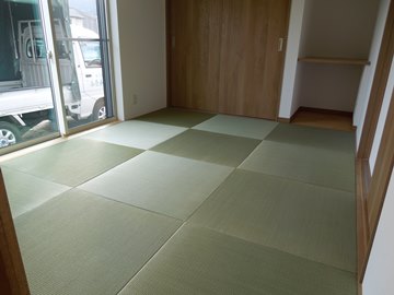 Ｗ邸　居間　半畳縁なし　