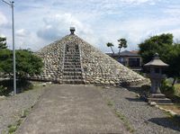 鈴川の富士塚　のご紹介です。