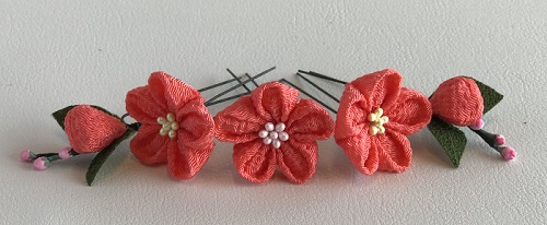 梅のつまみ細工