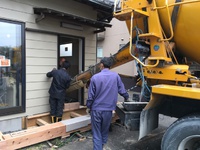 玄関土間打ち
