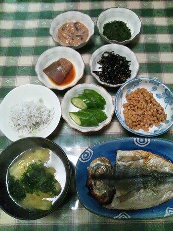 朝ごはんです。