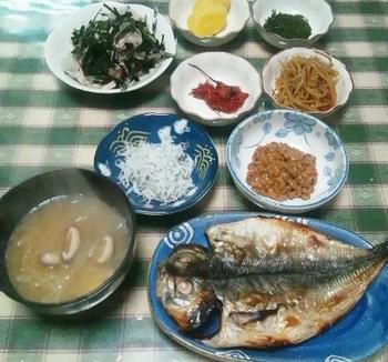 朝ごはんです。