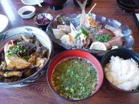 伊東市　海女の小屋　与望亭