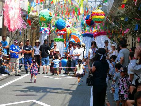 富士宮本町七夕祭りは旧暦です