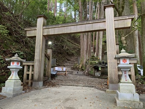 山頂のお寺は至れり尽くせり